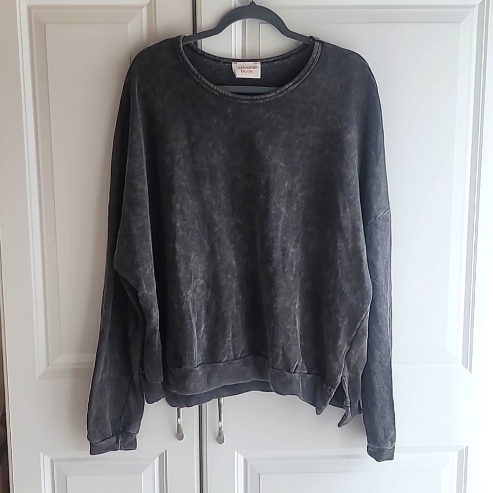 NWOT Fantastic Fawn Weekender Style Pullover Crewneck Sweatshirt Size Large